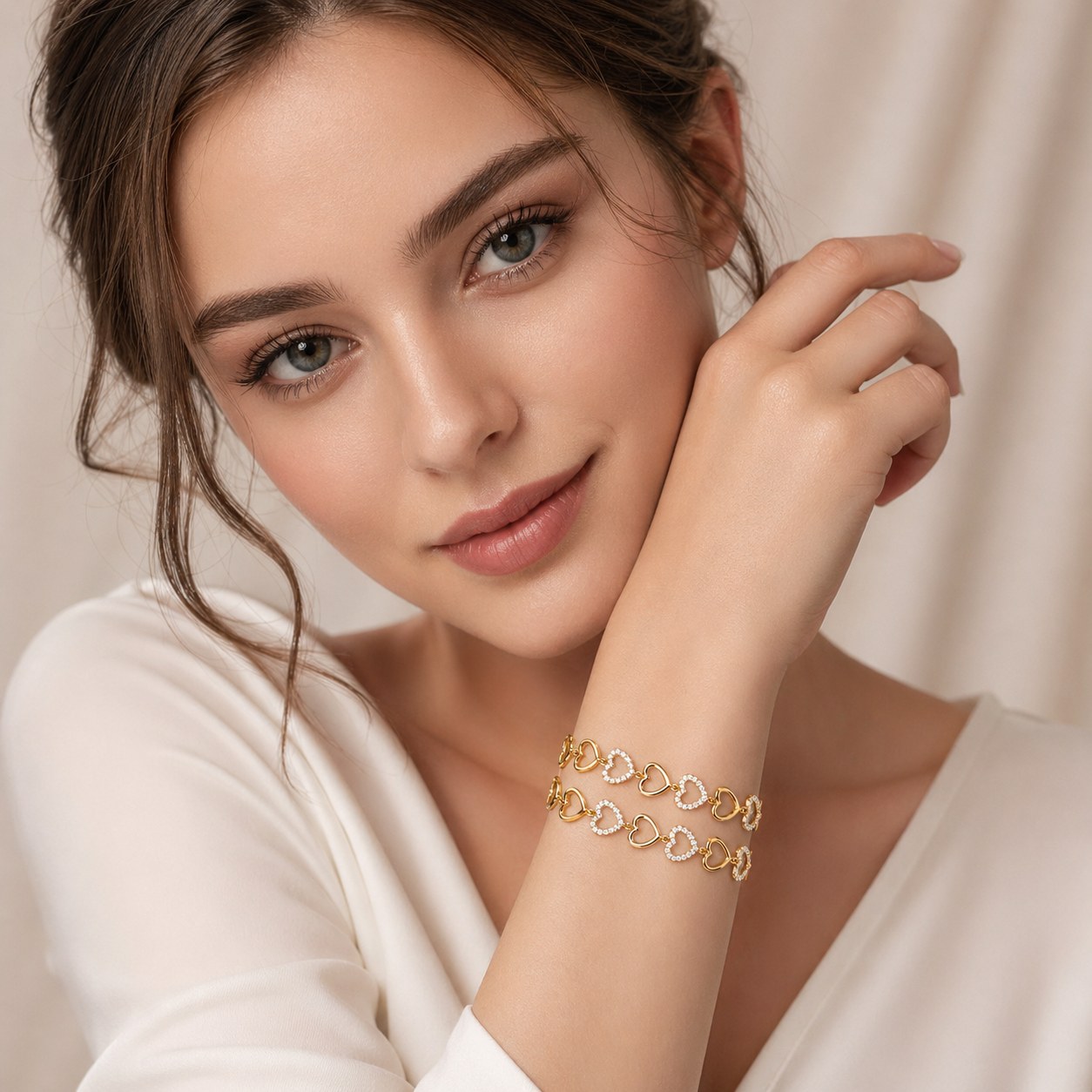 Fashion bracelet online in Pakistan - Nafees Luxury Collection